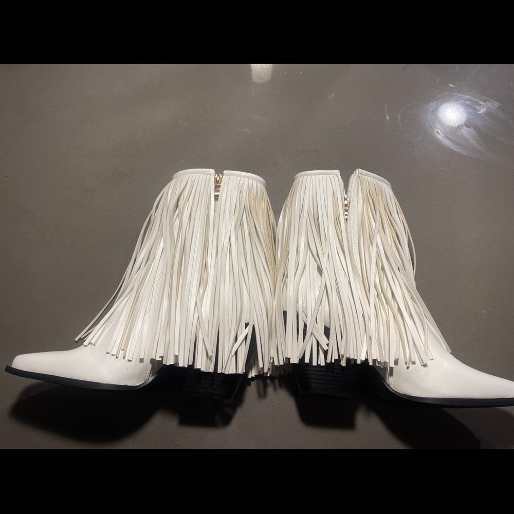 Fringe White Cowboy Boots - Picture 2 of 11